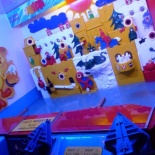 I remember this old arcade game! Old memories!