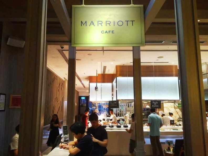Entrance to the Marriott cafe from the hotel lobby