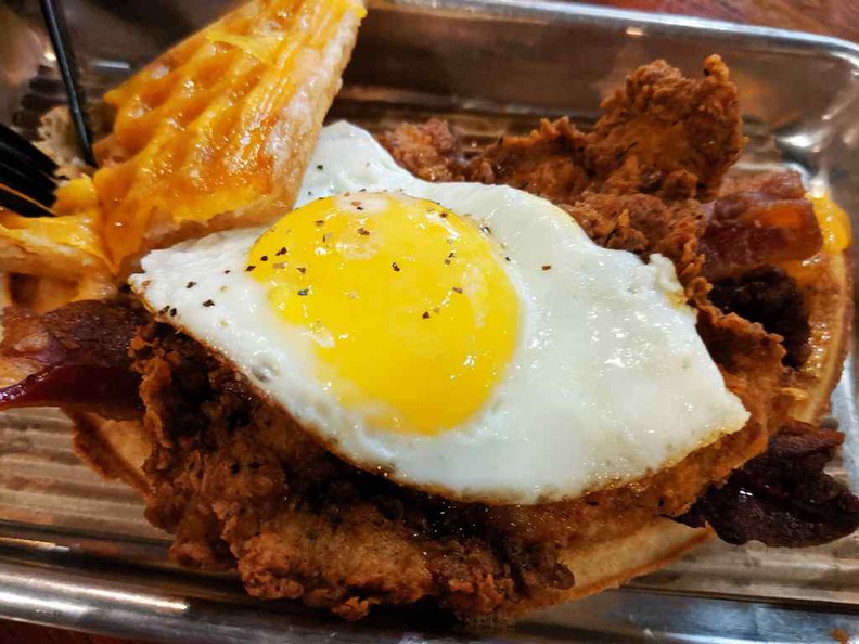 Bruxie fried chicken natural and hormone-free chicken, topped with a fried egg and seasonings
