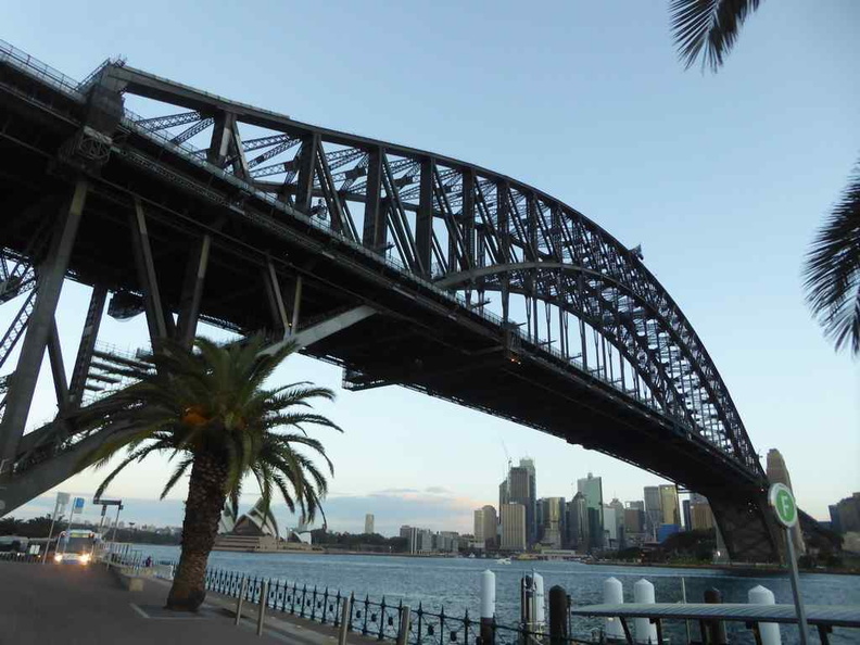 The view from Milsons Point at the northern side pylon of the harbor bridge