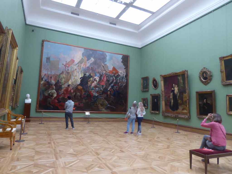 Vast galleries with huge paintings to boot for all your viewing pleasure