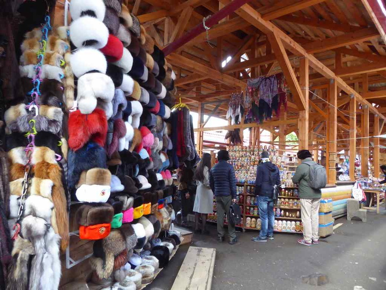 There is a sizable selection of good such as fake fur, hats and clothing. They have really good starting prices which you can further haggle down