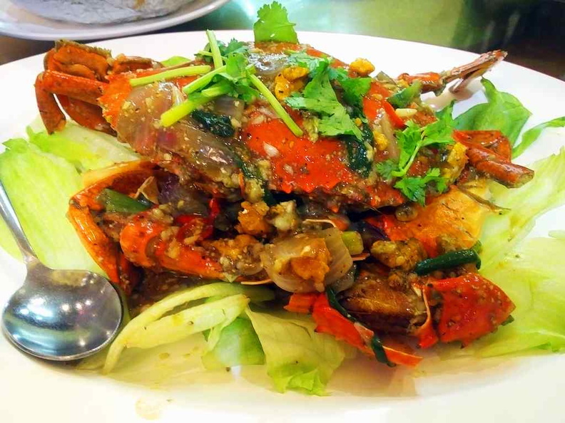 One of their signature Crab offerings, their white Pepper crab, it is actually pretty good, though tad dry, but tidier than chili crab