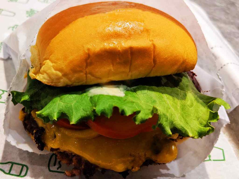 Shake Shack Newyork Newyork standard Shack Burger, you can't go wrong with this vanilla staple