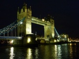 Night falls on the tower bridge