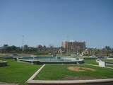 The roundabout fountain by the palace