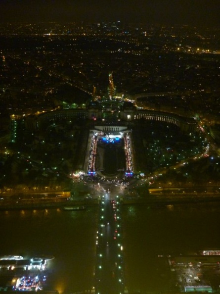 The Palais de Chaillot, awesome at night!
