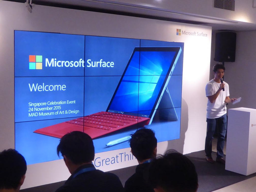 surface4-launch-event-09