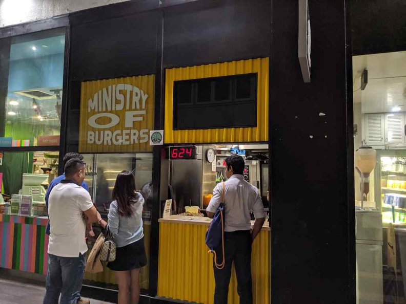 ministry-of-burgers-10.jpg