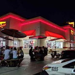 in-and-out-burger-02.jpg