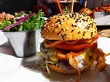 burger-and-lobster-changi-05