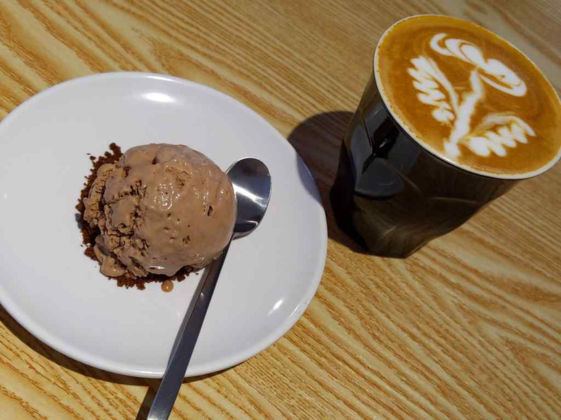 Premium Ice cream and coffee, as part of their lunchtime set menus.