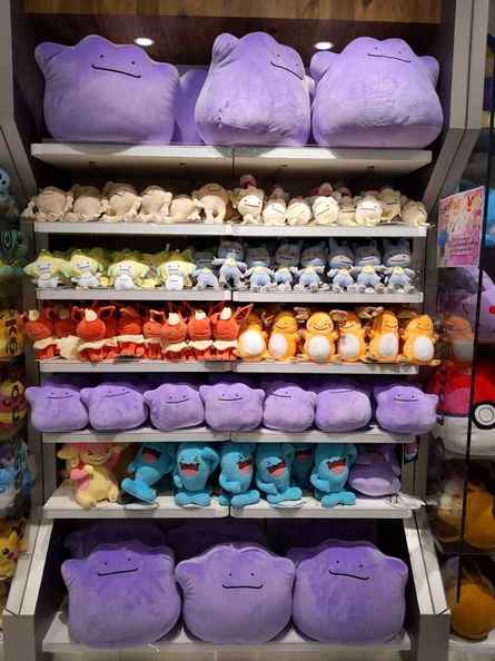 jewel-pokemon-store-09.jpg