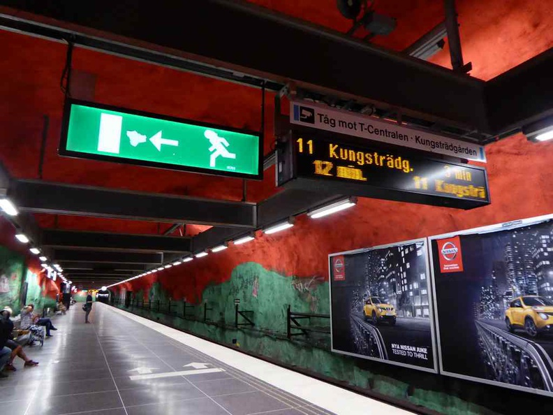 stockholm-metro-art-008.jpg