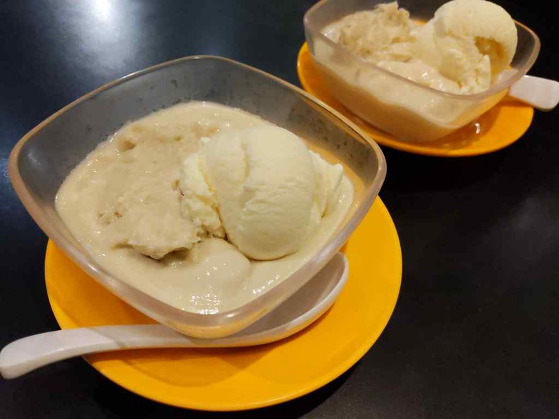 Best eats: Durian mousse with scoops of D24 flesh at Serangoon Gardens -  CNA Lifestyle