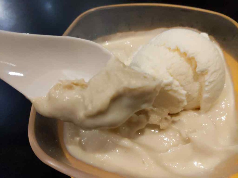 Dessert bowl durian with real durian. If you crave durian and ice cream as a post-meal dessert, it is as good as it can get