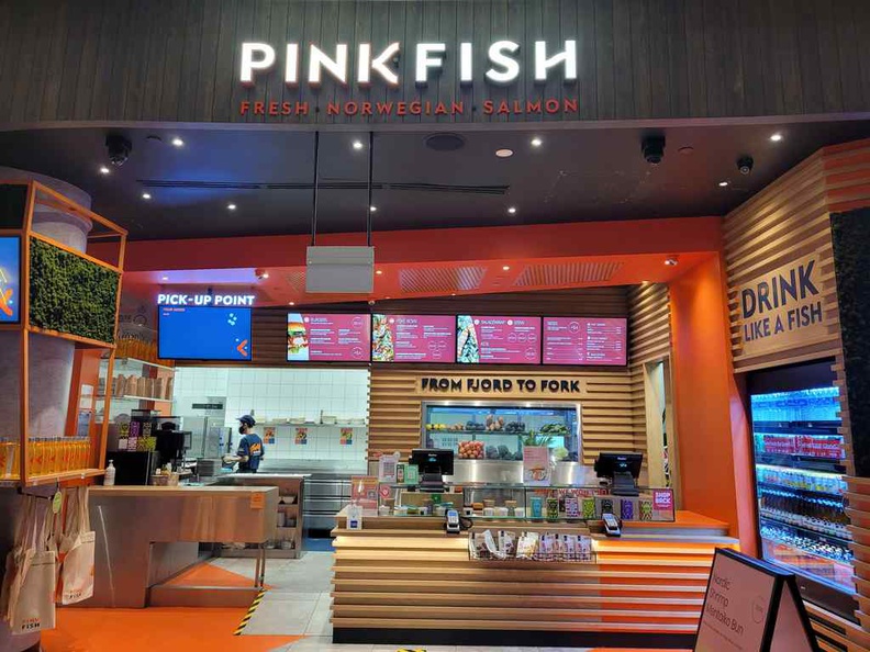 Pink Fish Changi Jewel offers european fast food served fresh from the counter, made to order