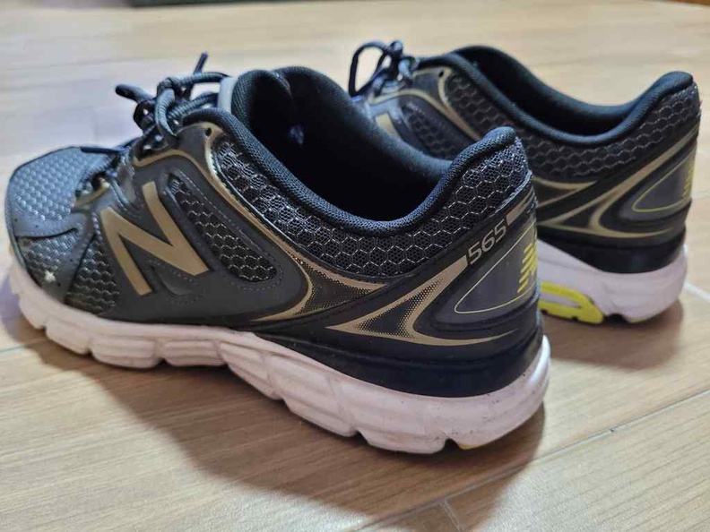 New Balance NB565 running shoe review ShaunChng