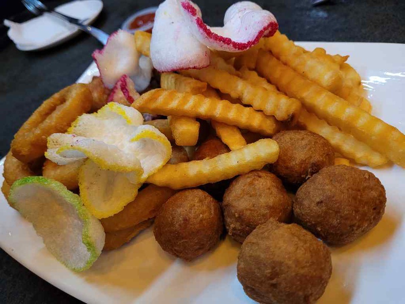 TG Bistro Sharing platter ($35). It is a potpourri of fried goodness