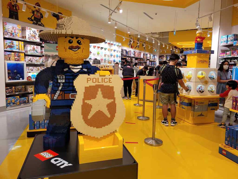 lego-store-suntec-004.jpg