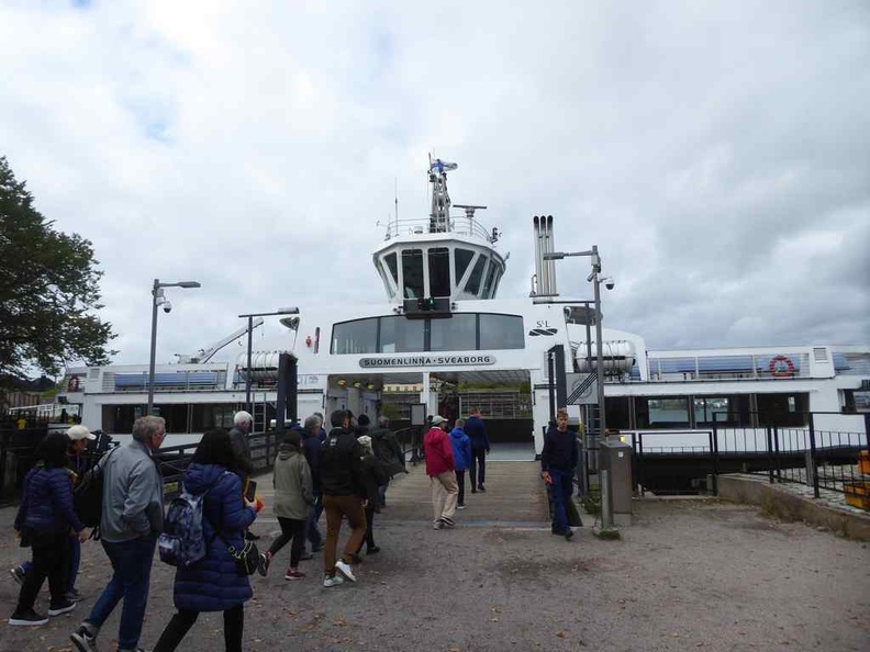 Ferry ride to Suomenlinna IslandFerry ride to Suomenlinna Island connecting to Helsinki south harbor pier