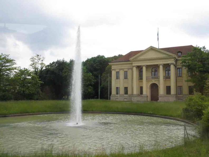 Haus der Kunst Museum, art museum in Munich