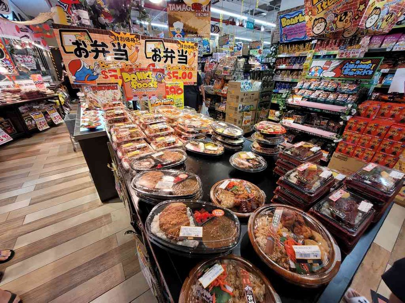 Lots of bento sets at Don Don Donki JCube