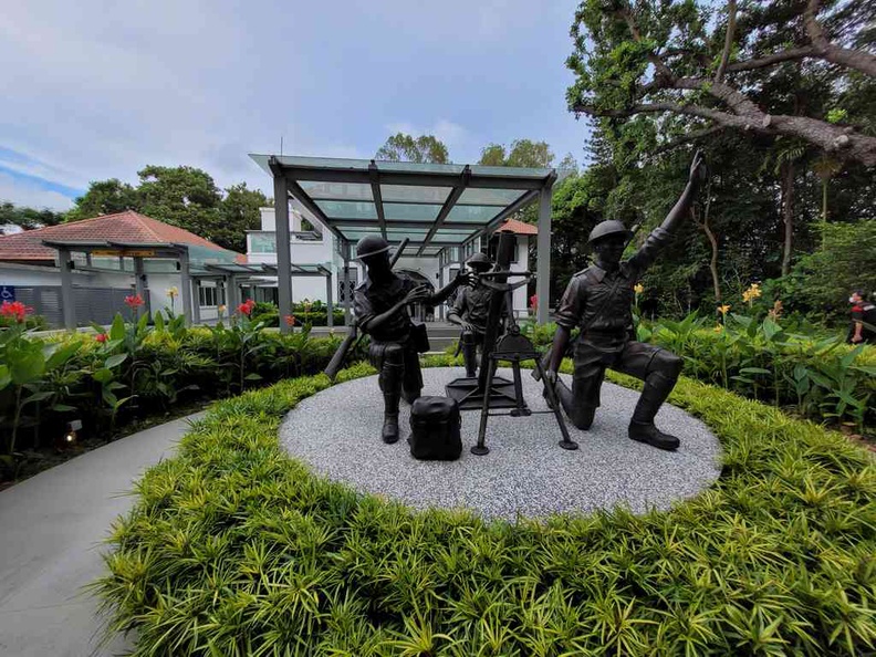 Welcome to Bukit Chandu with the statue of mortar men at the entrance