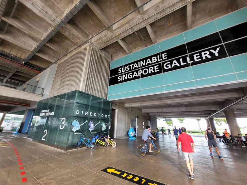 Welcome to the Sustainable Singapore Gallery on the second floor of the Marina Barrage building