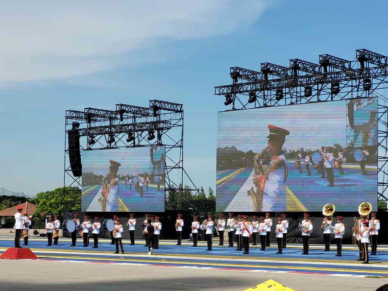 Entrance main stage with welcome marching band