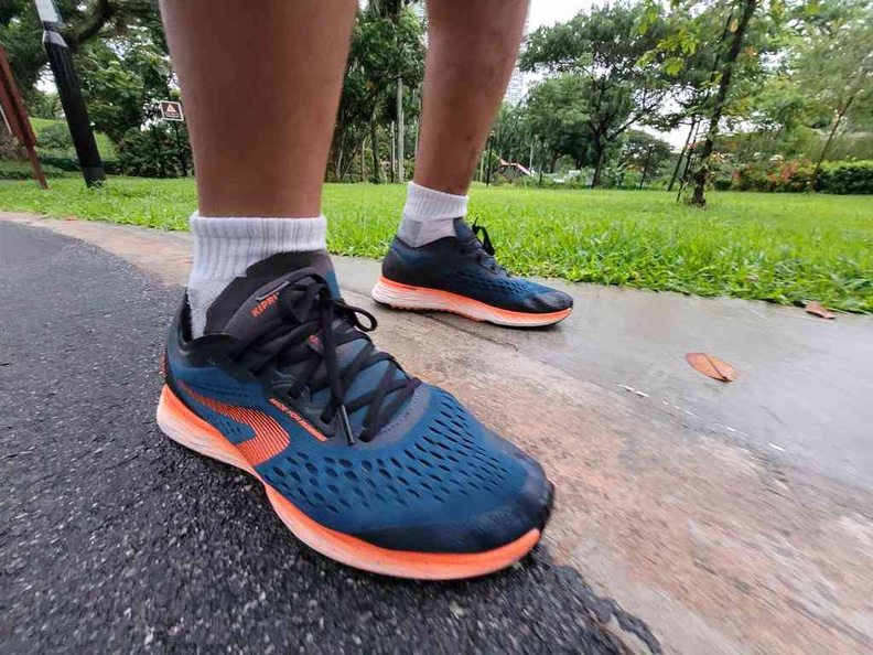 Putting the paces on the Decathlon KIPRUN KD800 running shoes