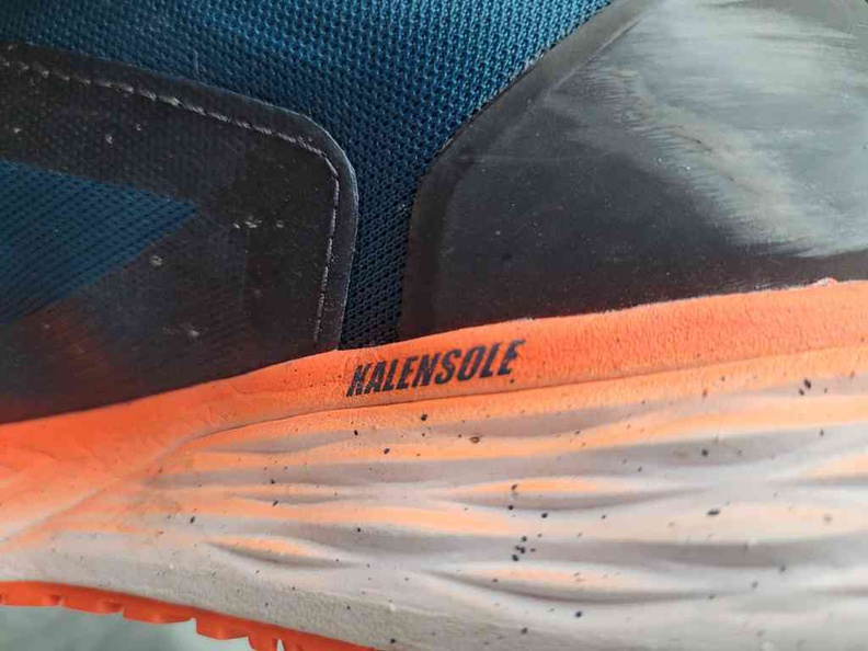 The Decathlon Kalensole branding on the mid-sole at the heel of the shoe