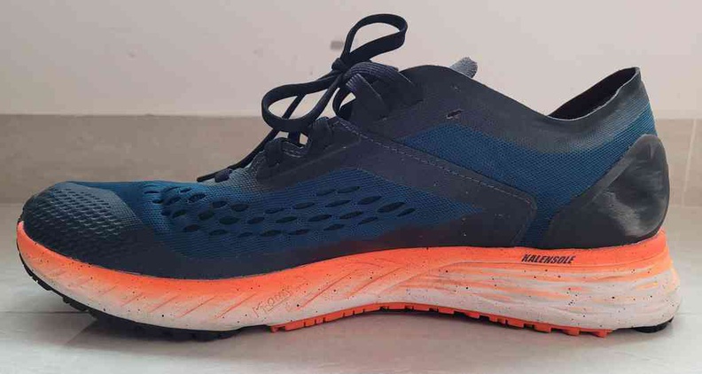 Decathlon KIPRUN KSLight running shoe and kit review ShaunChng