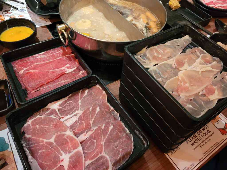 suki-ya-sukiyaki-shabu-buffet-09.jpg