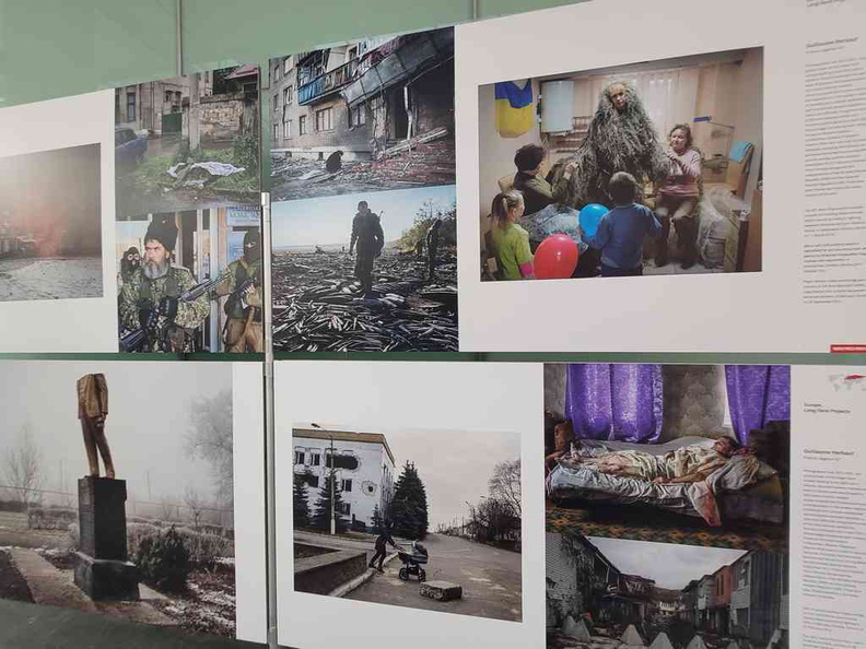 At small coverage on the Ukraine war at the World press photos 2022 
