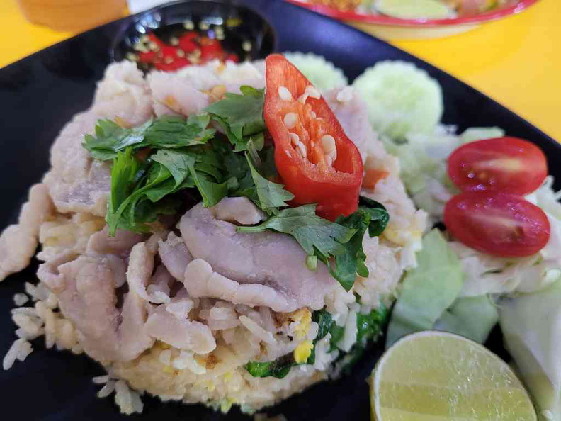 Sliced chicken rice ($7) at Flying Pig Golden Mile