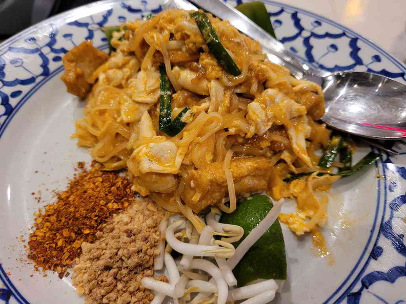 Boat NoodlesBugis Phad Thai ($8.90) is tad Phad Thai done right