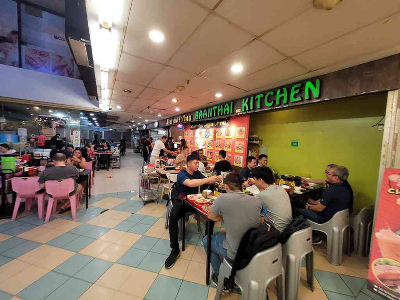 One of the many food stores including small restaurants and food courts in Golden mile complex