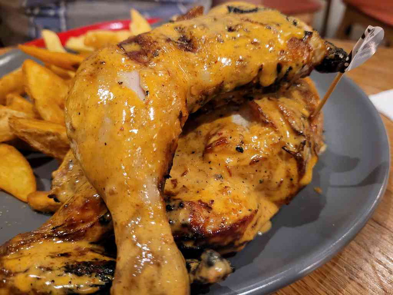 Chicken experts delivering rather tasty sauce-infused chicken at 6 spicy levels