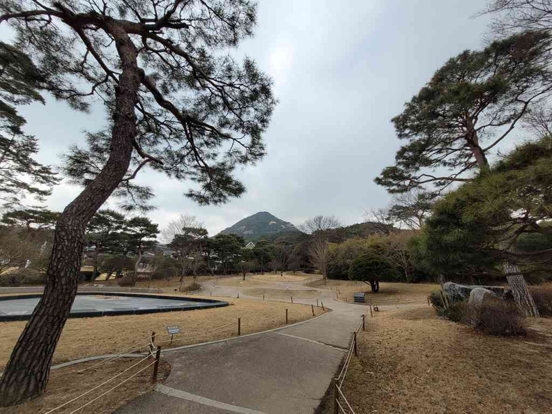 The Nokjiwon garden grounds and open field