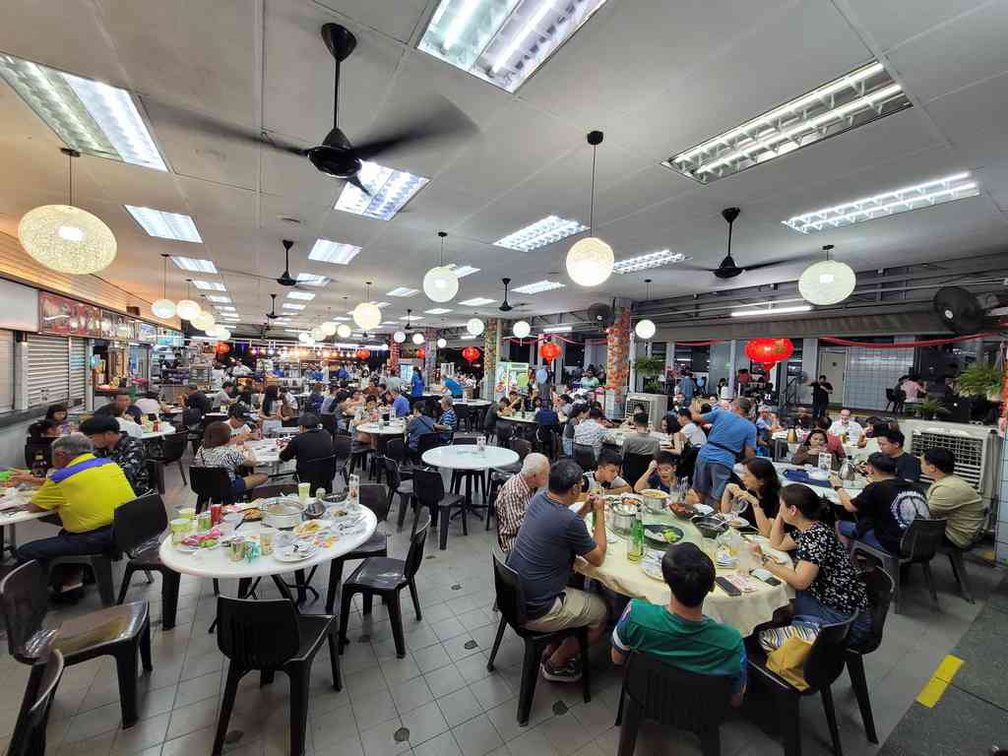 Chuan kee seafood restaurant interior.