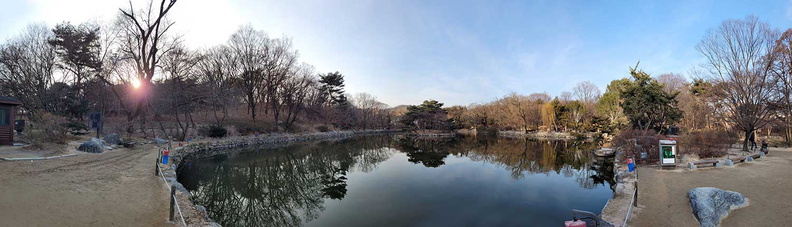 changdeokgung-palace-panorama-2.jpg