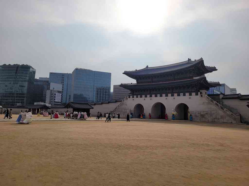 gyeongbokgung-palace-seoul-08.jpg