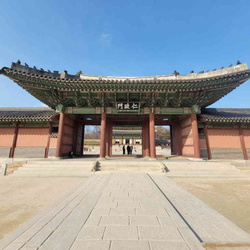 Changdeokgung palace