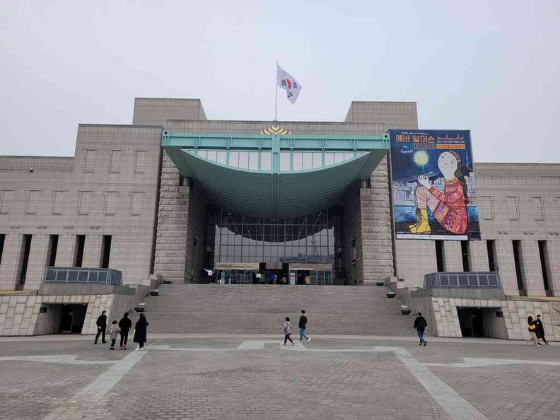 war-memorial-of-korea-03.jpg