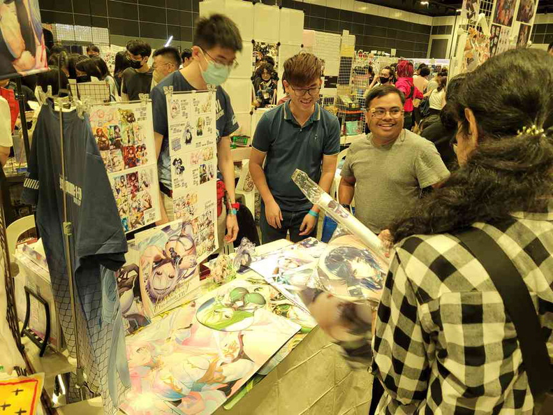 A cheery marker's market, celebrating doujin culture