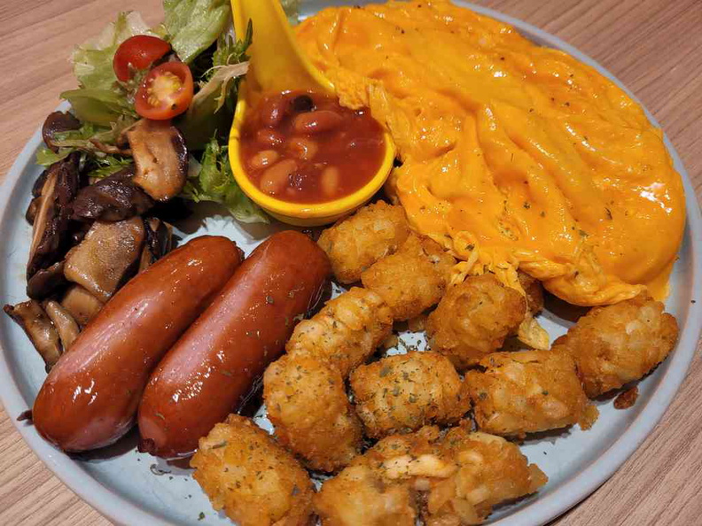 Tamago-en massive Eggcellent platter ($16.90) which works as both a breakfast and sharing dish for the table.