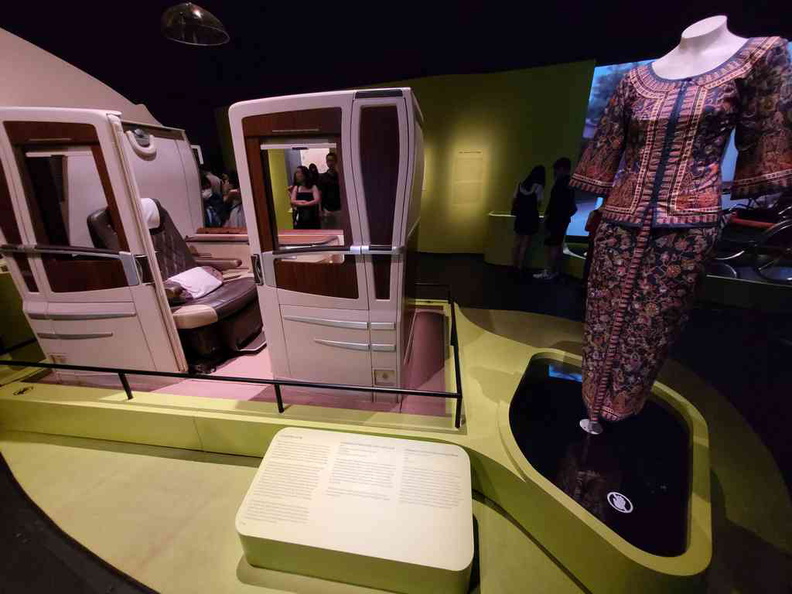 SIA First class suites and SIA sarong kebaya uniform still in use today