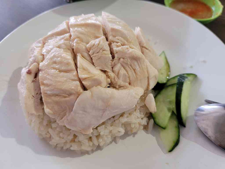Really juicy white chicken with thin skin and large servings.