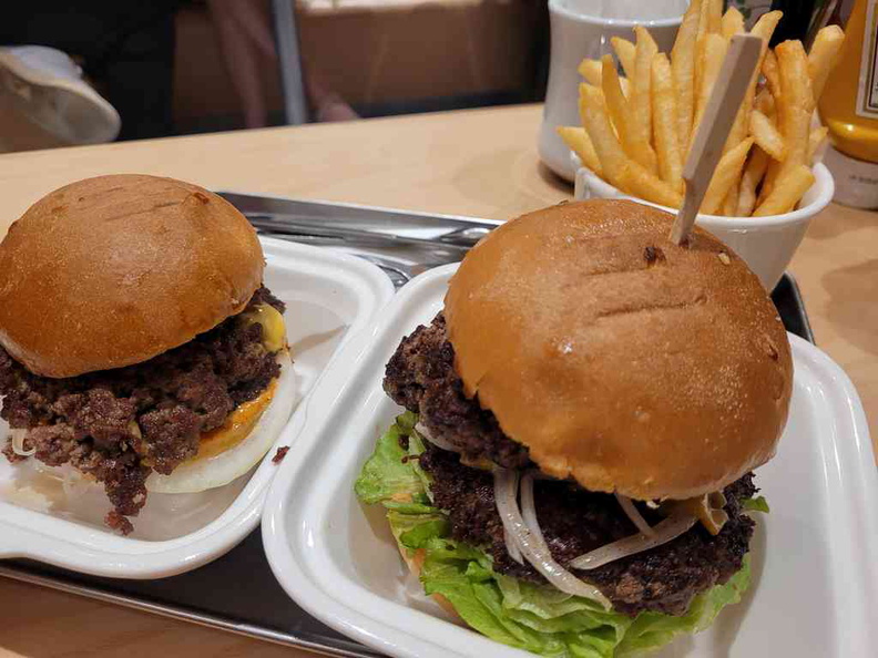 honbo-burger-chijmes-12.jpg